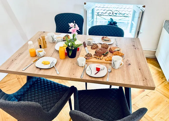 Apartament Historic House Aigle - Lake & Alps - Garden & Bbq *