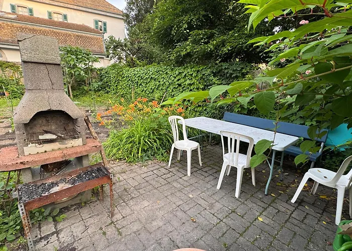 Διαμέρισμα Historic House Aigle - Lake & Alps - Garden & Bbq